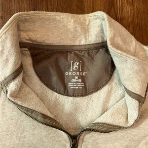 Men’s knit light heather cream quarter zip M